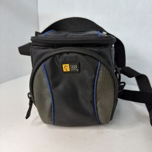 Case Logic Small Camera Case ~ Black And Blue Vintage